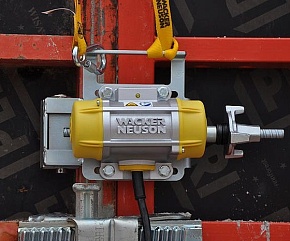 Площадочные вибраторы Wacker Neuson для промышленного применения